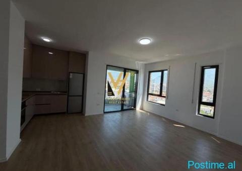JEPET ZYRE 220 M2 ME QIRA TEK 5 MAJI 65.000 LEKE - 1/6