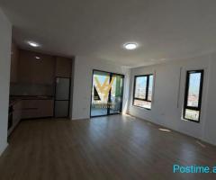 JEPET ZYRE 220 M2 ME QIRA TEK 5 MAJI 65.000 LEKE