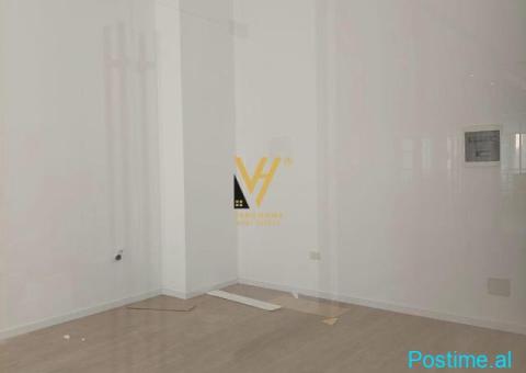 JEPET ZYRE 40 M2 ME QERA TE MINE PEZA 800 EURO - 3/3