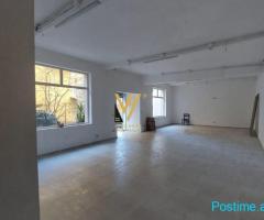 JEPET DYQAN 100 M2 ME QERA TE TREGU ELEKTRIK 1.500 EURO