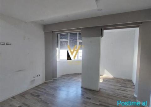 JEPET ZYRE 110 M2 ME QERA TE SHESHI WILLSON 1.400 EURO - 6/6