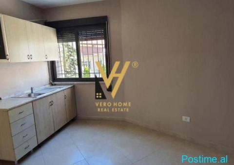 JEPET ZYRE 160 M2 ME QIRA NE QENDER 1.300 EURO - 7/7