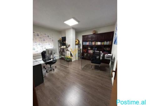 JEPET ZYRË 3+1+2, 108 M2 ME QIRA BLLOK 1.100 EURO - 3/6