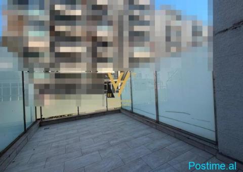JEPET ZYRE 23 M2 ME QIRA TE KOMUNA E PARISIT 40.000 LEKE - 2/4