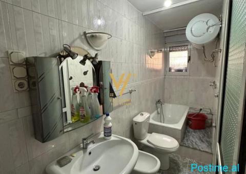 JEPET AMBIENT BIZNESI 72 M2 ME QERA TE RR.DURRESIT 1.300 EUR - 4/5