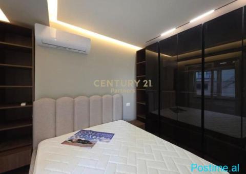 Apartament 1+1 Me Qira në Sheshi Willson - 10/10