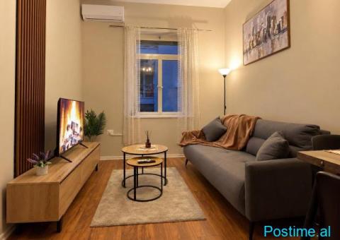 Jepet me qira 1+1 – Pallatet Agimi, pranë Bllokut - 4/7