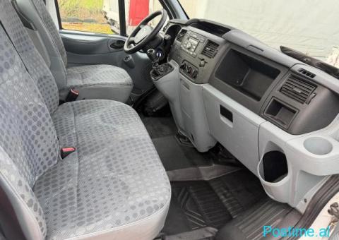 Ford Transit - 2/8