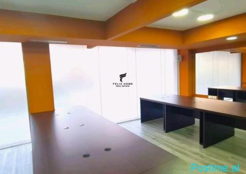 SHITET AMBIENT BIZNESI 200 M2 BLLOKU 1.000.000 EURO - 2/6