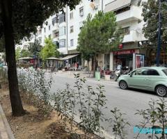 JEPET ME QIRA APARTAMENT 2+1 TEK BULEVARDI ZOGU I PARE !