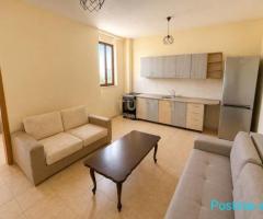 Shitet Apartament 1+1 , Plazh Hekurudha !