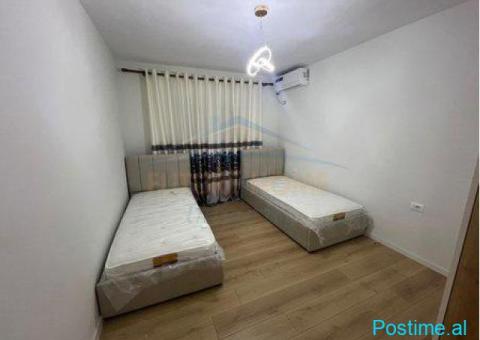 Qera, Apartament 3+1, Rruga Fortuzi, Tiranë - 4/8