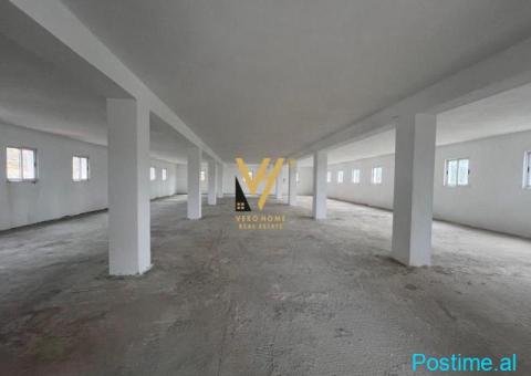 JEPET GODINE TREKATESHE 1.200 M2 ME QIRA LANABREGAS 2.700 EU - 1/6