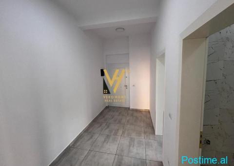 JEPET ZYRE 75 M2 ME QERA TE MEDRESEJA 60.000 LEKE - 6/6