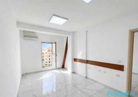 Jepet me qira ambient për zyra 135 m² – Rruga e Kavajës - 4/7