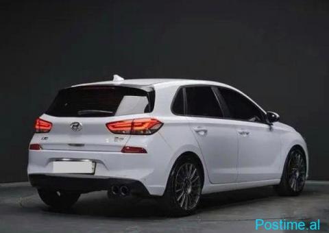 Hyundai i30 1.4 - 8/9