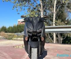 XMAX 300 GATI PER DOGANE NE CMIM OKAZION