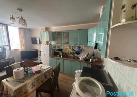 0685062709Apartament 1+1 Me Qira në Plazh, Durrës - 250€ | 3 - 4/5