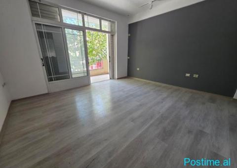Ambient Biznesi Per Shitje Ne Vlore, Shqiperi - 1/7