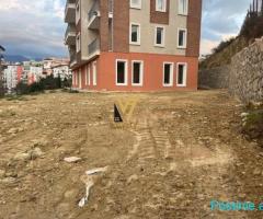 SHITET NJESI BIZNESI 300 M2 NE SELITE 800.000 EURO