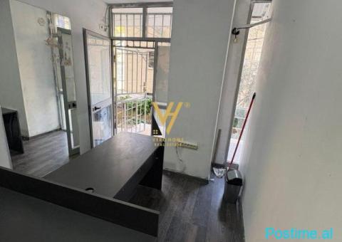 JEPET ZYRE 15 M2 ME QIRA TE KOMUNA E PARISIT 15.000 LEKE - 2/3