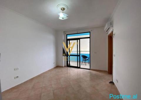 JEPET AMBIENT 143 M2 ME QERA TE ISH EKSPOZITA 1.500 EURO - 3/7