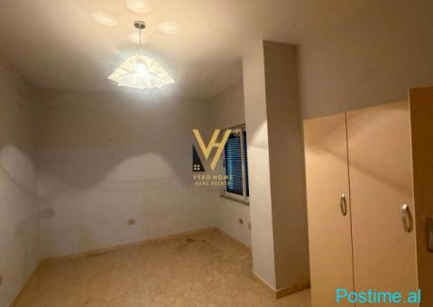 JEPET AMBIENT BIZNESI 136 M2 ME QERA TE 21 DHJETORI 700 EURO - 2/8