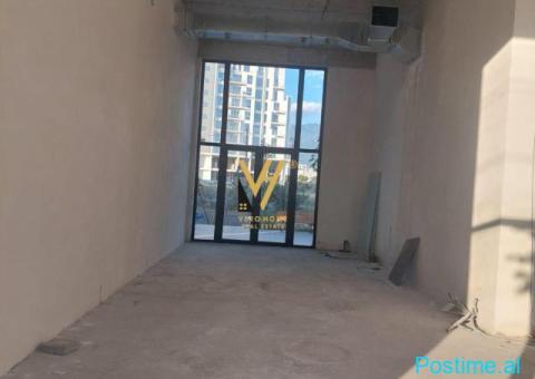 JEPET DYQAN 84 M2 ME QERA TE RRUGA BURGUT 1.500 EURO