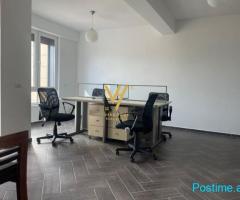 JEPET ZYRE 80 M2 ME QERA NE MYSLYM SHYR 800 EURO