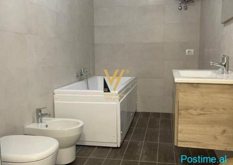 JEPET ZYRE 80 M2 ME QERA NE MYSLYM SHYR 800 EURO - 2/5