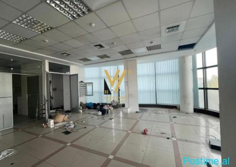JEPET AMBIENT BIZNESI 400 M2 ME QIRA NE SELITE 300.000 LEKE - 1/8