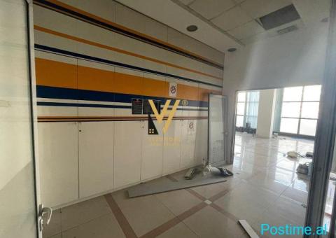 JEPET AMBIENT BIZNESI 400 M2 ME QIRA NE SELITE 300.000 LEKE - 4/8