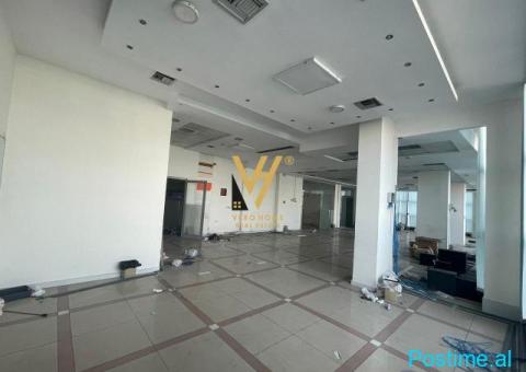 JEPET AMBIENT BIZNESI 400 M2 ME QIRA NE SELITE 300.000 LEKE - 6/8