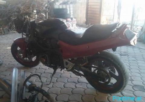 Suzuki 750 - 1/8