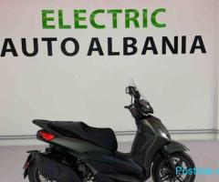 Beverly hpe 400s ndrohet me makine te vogel
