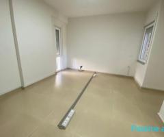ZYRE ME QERA 93 M2 RRUGA E KOSOVAREVE 100.000 LEKE FH-70544