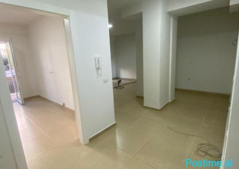 ZYRE ME QERA 93 M2 RRUGA E KOSOVAREVE 100.000 LEKE FH-70544 - 2/7