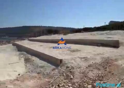 JEPET LOKAL ME QERA 120 M2 'KSAMIL' 8000000 LEKE - 3/4