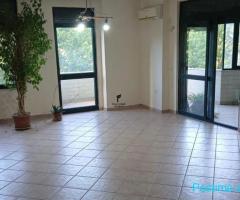ZYRE ME QERA 120M2 QENDER 120.000 LEKE FH-71006