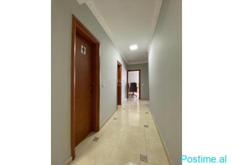 Jepet me Qera Apartament per Zyra 2+1+2 tek IshEkspozita - 5/5