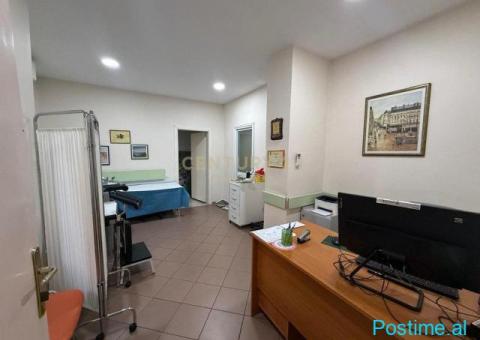 Jepet me qira klinikë mjekësore e kompletuar, Pazari i Ri - 4/10