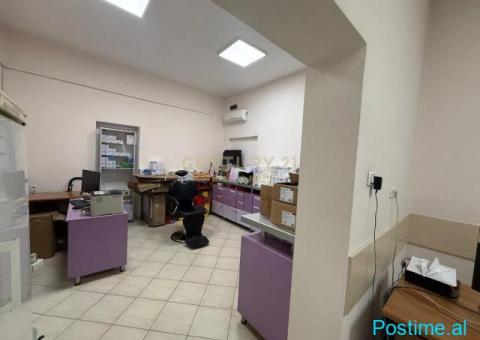 Jepet me qira klinikë mjekësore e kompletuar, Pazari i Ri - 8/10