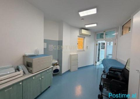 Jepet me qira klinikë mjekësore e kompletuar, Pazari i Ri - 10/10