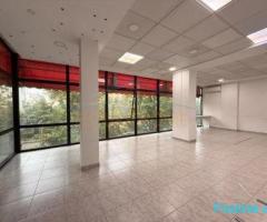 0697048068-Qera, Ambjent Biznesi, Pallati Sportit, Durres