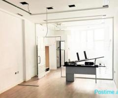 ZYRE ME QERA 60 M2 QENDER 900 EURO