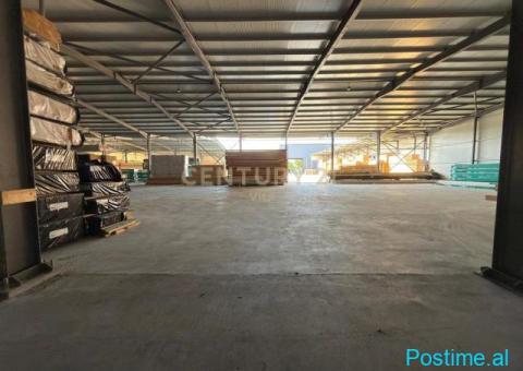0685062709Magazinë 4000m² me Qira pranë Rrugës Kryesore , Is - 4/5