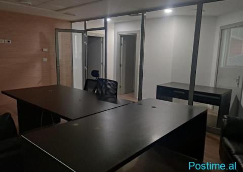 Jepet ambient biznesi me qera ne Rrugen e Elbasanit. ID 5738 - 4/7