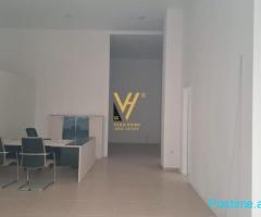 JEPET DYQAN 136 M2 ME QERA TE RRUGA E DIBRES 1.500 EURO