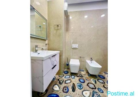 Apartament 2+1 me post parkimi me qira, Ish-Parku, Rruga Ndr - 1/6