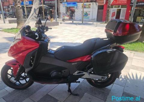 HONDA INTEGRA 750CC - 4/9